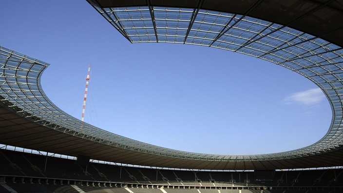 Innenansicht des Olympiastadions in Berlin, Oktober 2004